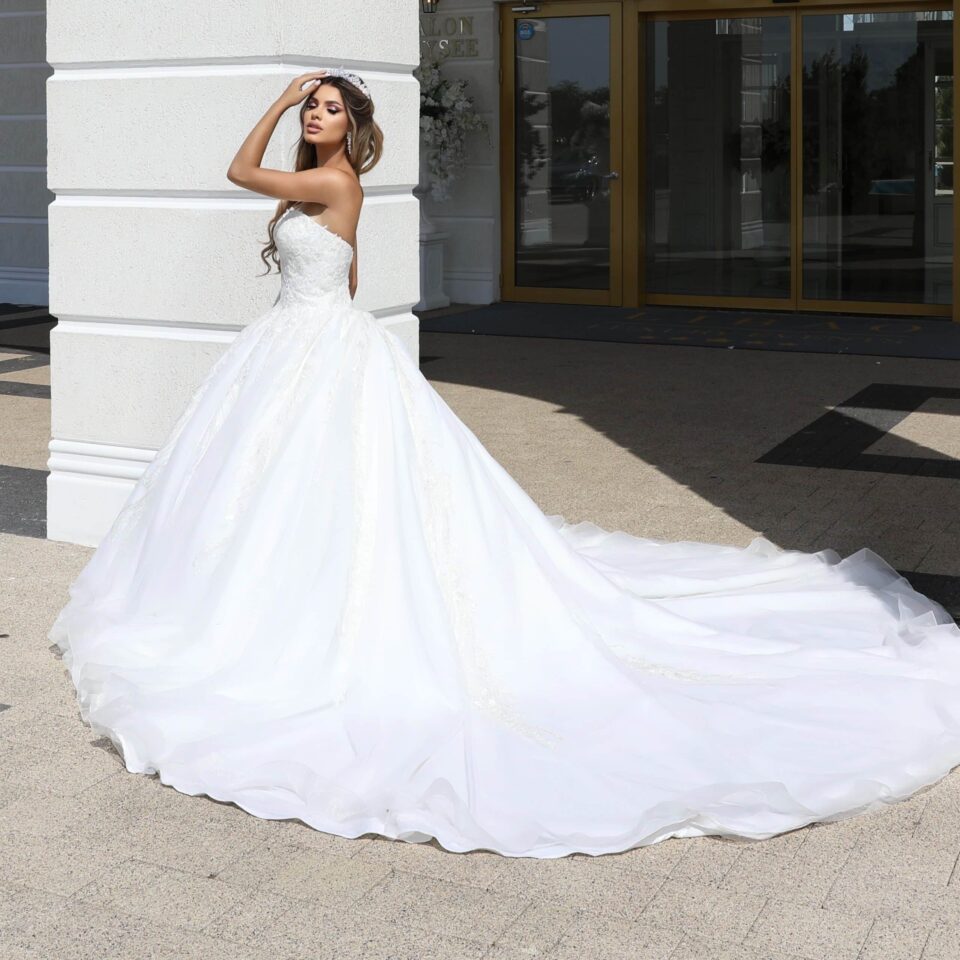Rochie mireasa printesa Galata 2 scaled 1