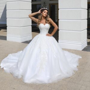 Rochie mireasa printesa Galata scaled 1