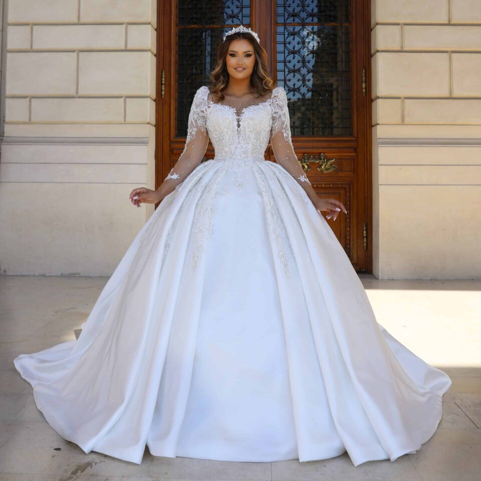 Rochie mireasa printesa Gallia scaled 1