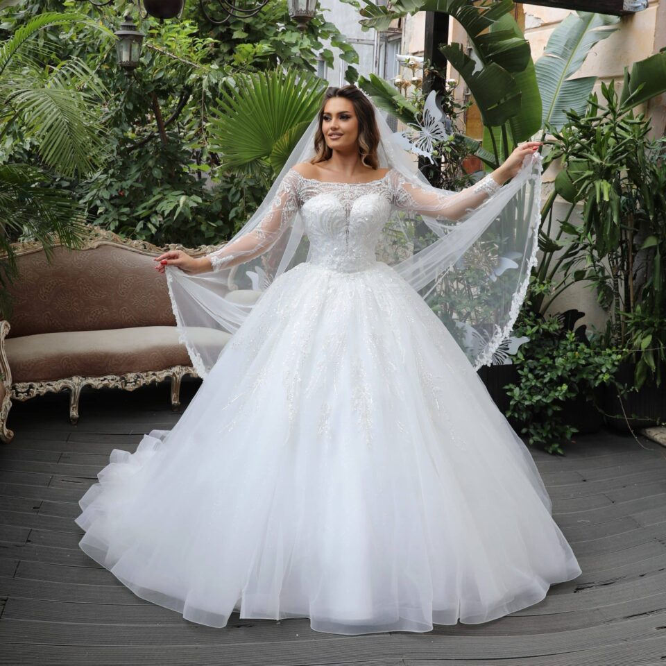 Rochie mireasa printesa Gina scaled 1