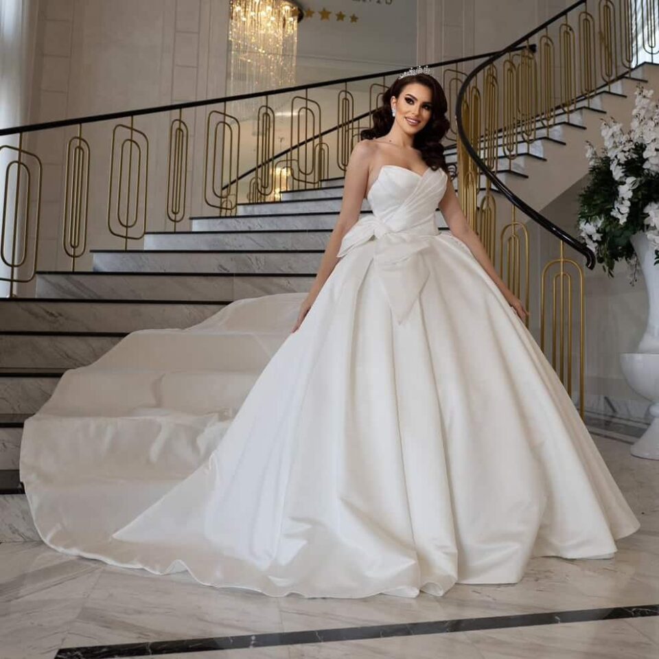 rochie de mireasa bow