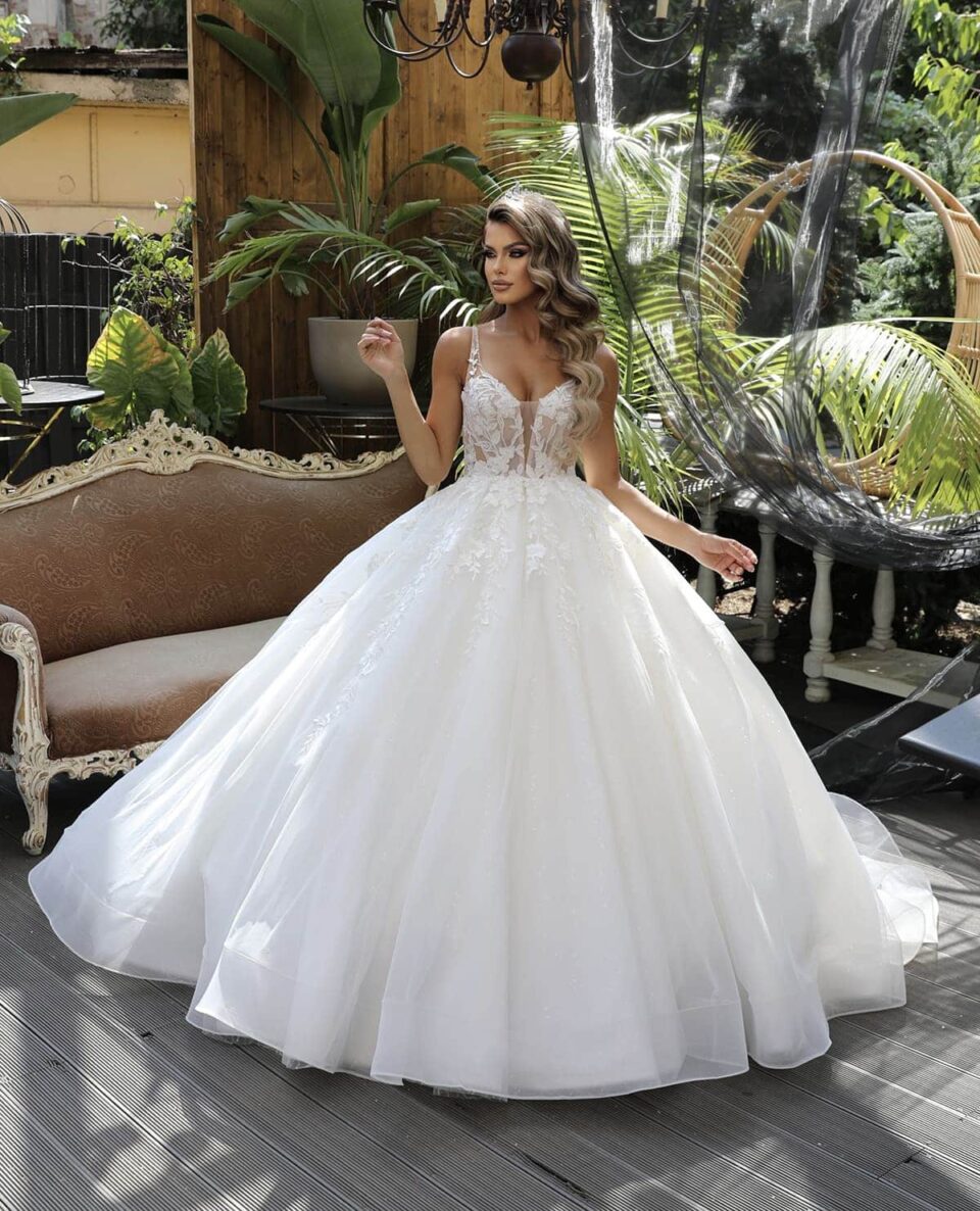 rochie de mireasa printesa bufanta astoria