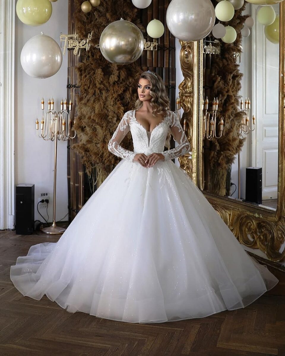 rochie de mireasa printesa cu pietre amelia