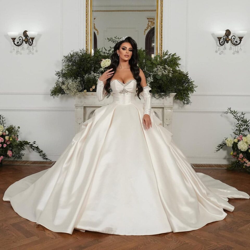 rochie de mireasa printesa tafta amnesia