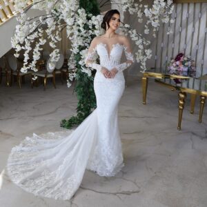 rochie de mireasa sirena pe corp adora