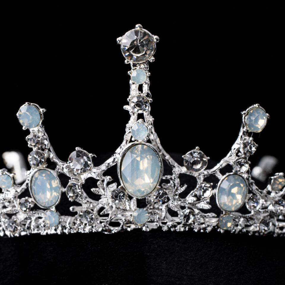 coronita intrega
