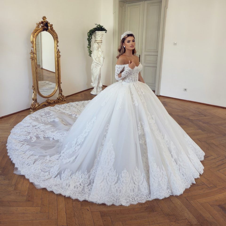 rochie de mireasa Millenium